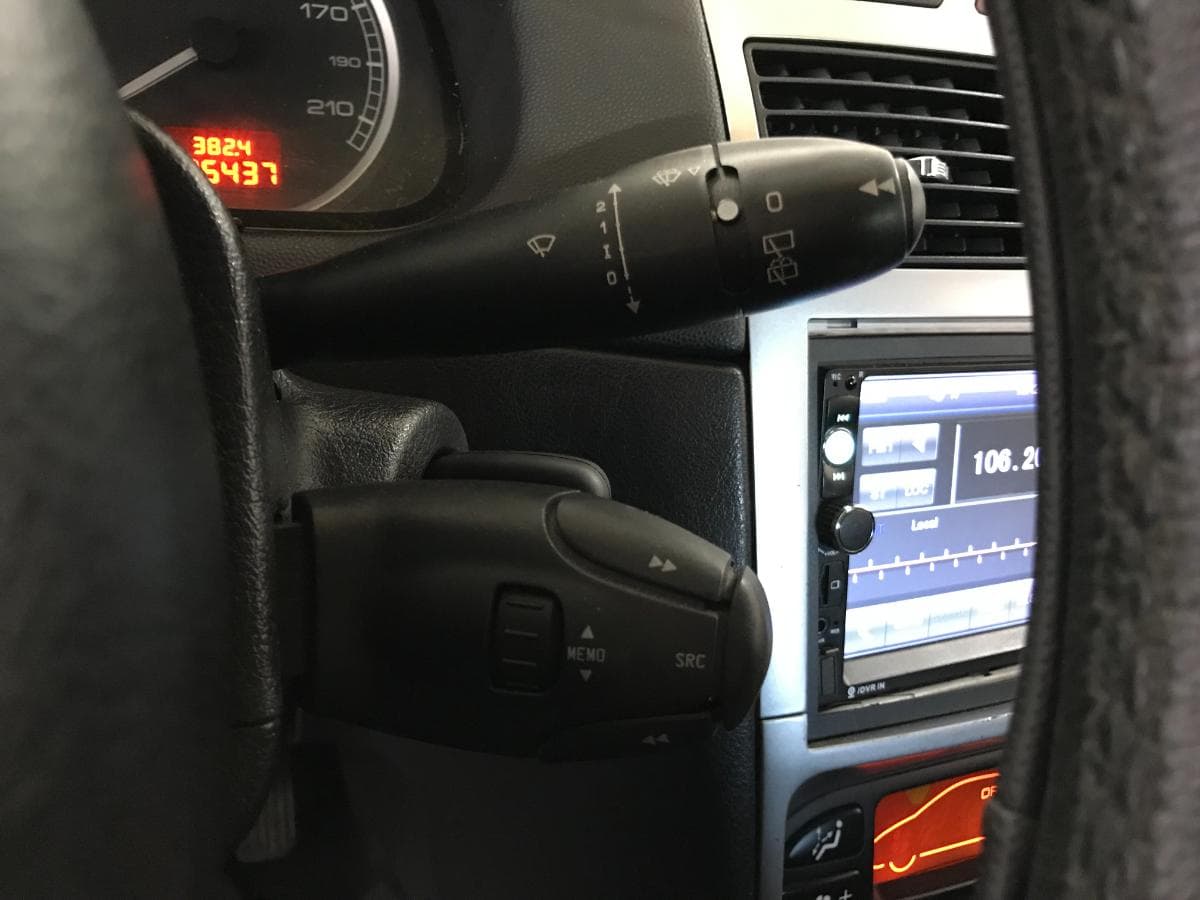 Peugeot 307 1.4 HDI · Ano 2005 — imagem 21