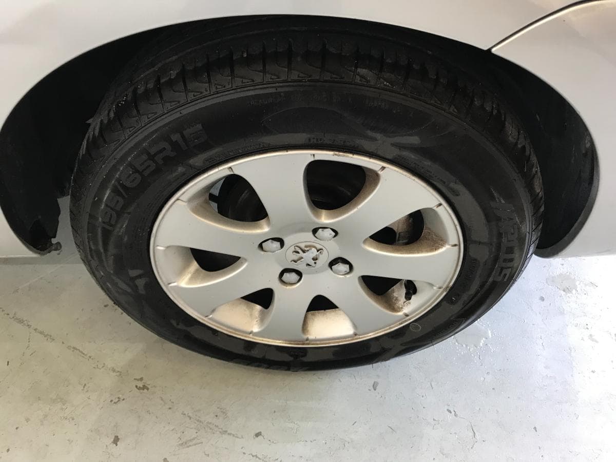 Peugeot 307 1.4 HDI · Ano 2005 — imagem 35