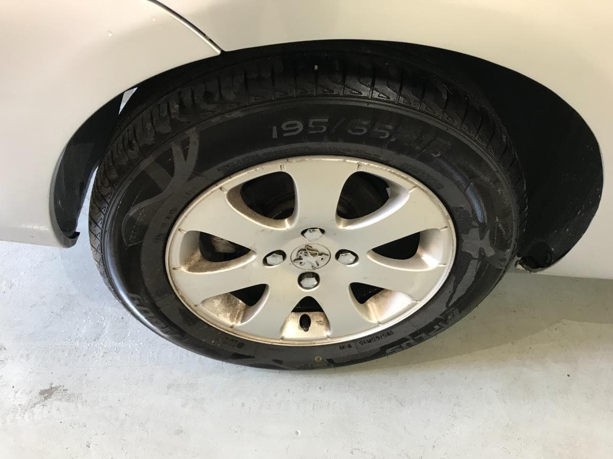 Peugeot 307 1.4 HDI · Ano 2005 — imagem 37