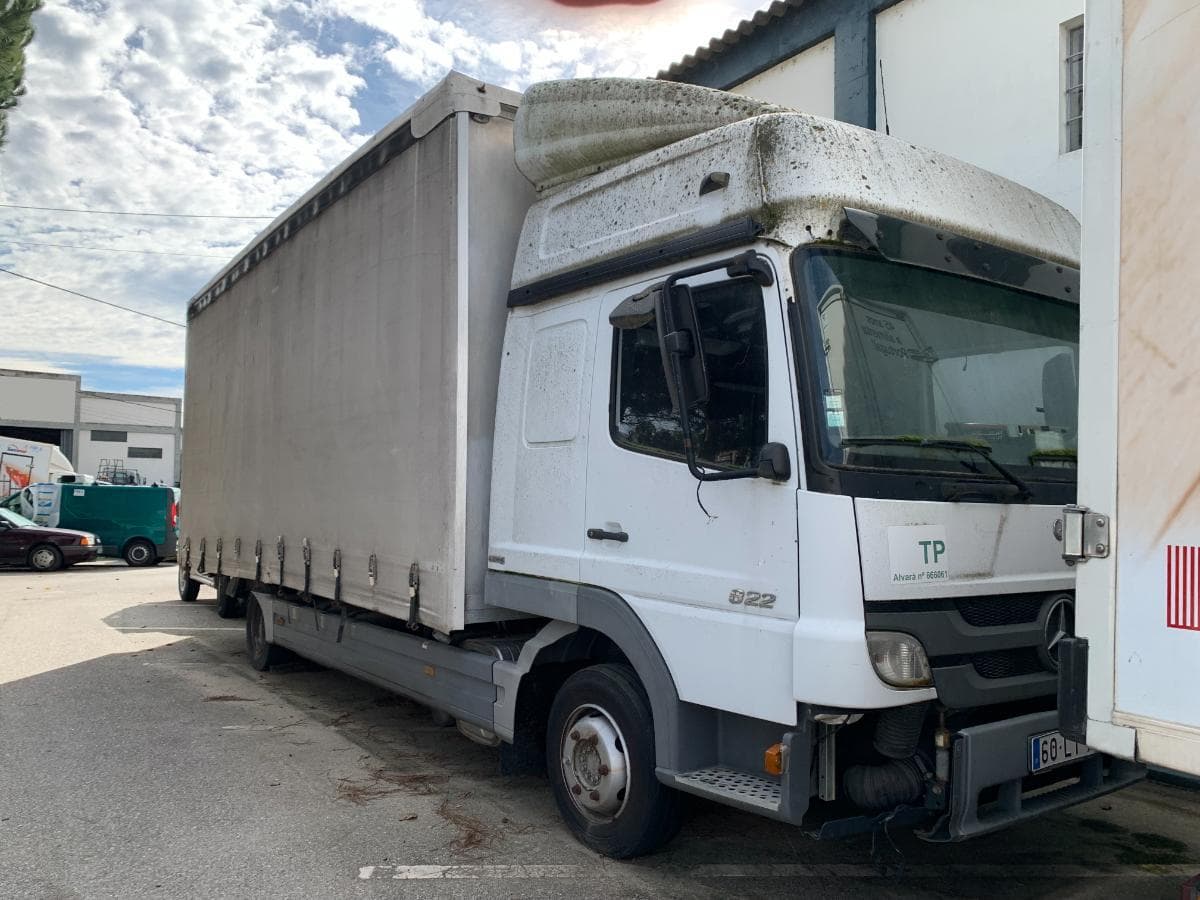Mercedes-Benz Atego 822 — imagem 1