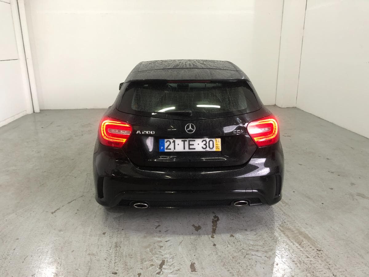 Mercedes-Benz Classe A 200 CDI· Ano 2014 — image 7