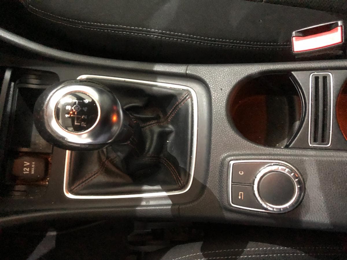 Mercedes-Benz Classe A 200 CDI· Ano 2014 — image 25