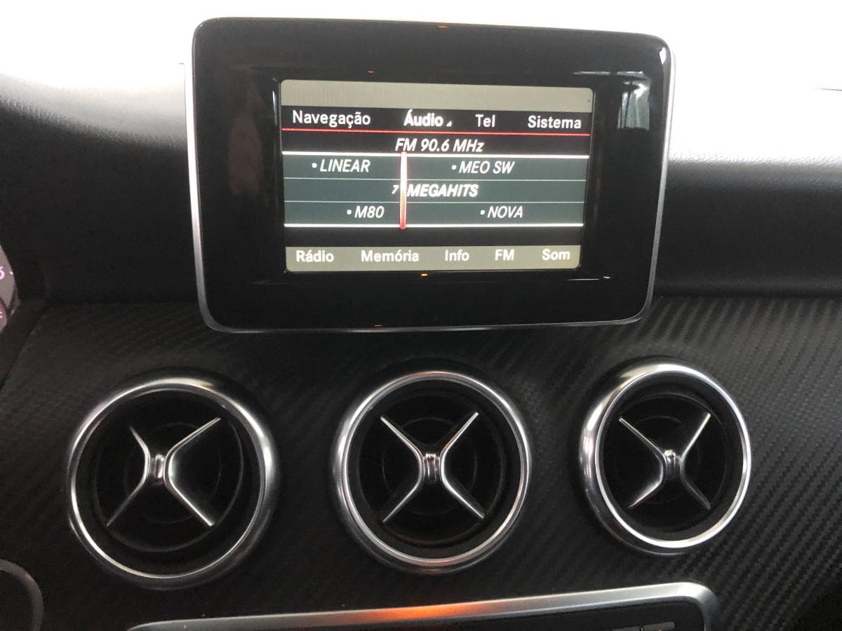 Mercedes-Benz Classe A 200 CDI· Ano 2014 — image 32