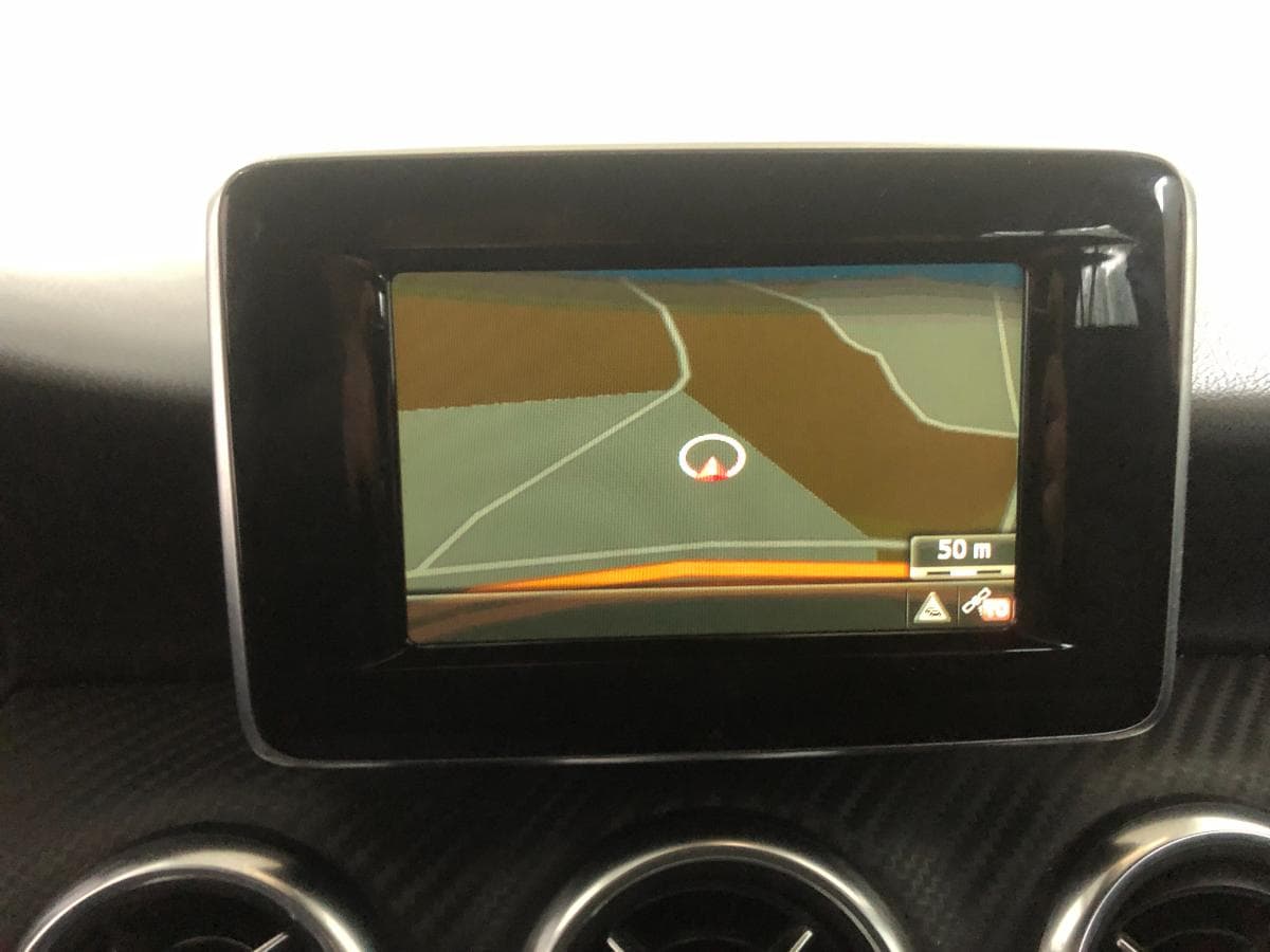 Mercedes-Benz Classe A 200 CDI· Ano 2014 — image 33