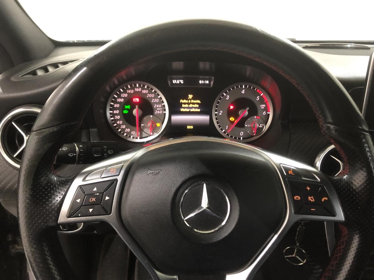 Mercedes-Benz Classe A 200 CDI· Ano 2014 — image 39