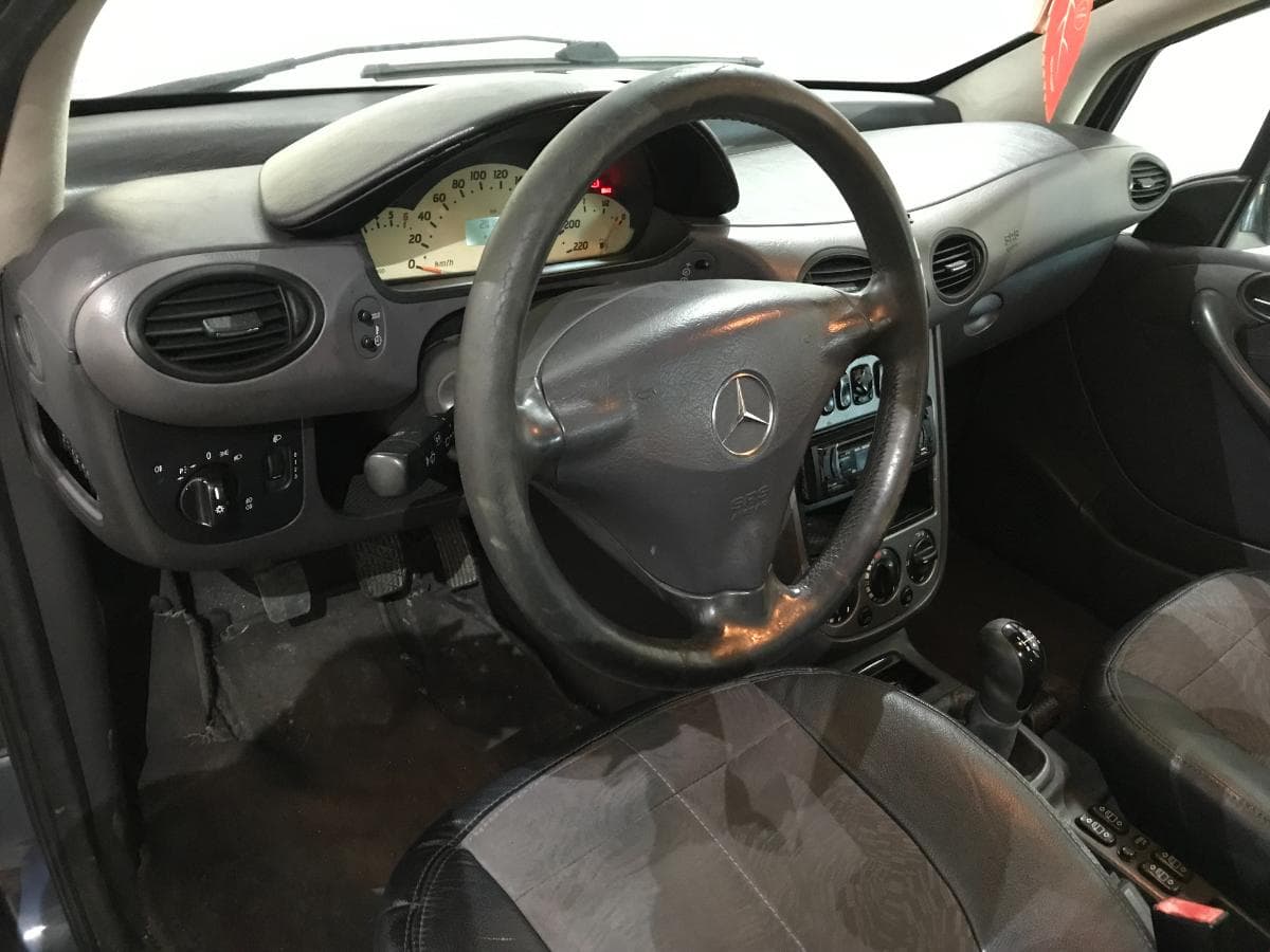 Mercedes-Benz A140 1.4 · Ano 2002 — imagen 32
