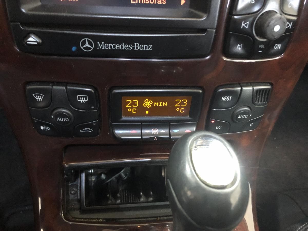 Mercedes-Benz CL55 AMG · Ano 2001 — imagem 23
