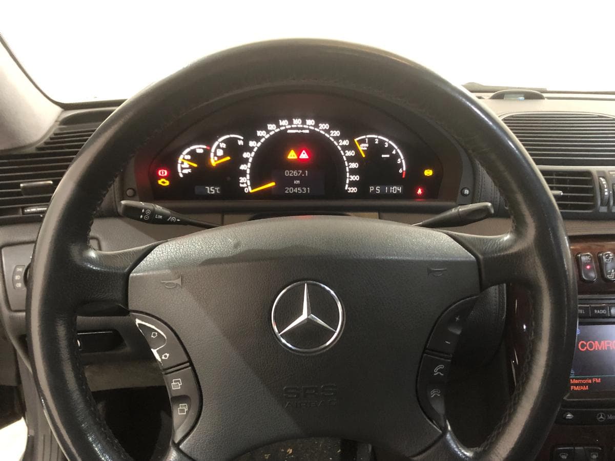 Mercedes-Benz CL55 AMG · Ano 2001 — imagem 31