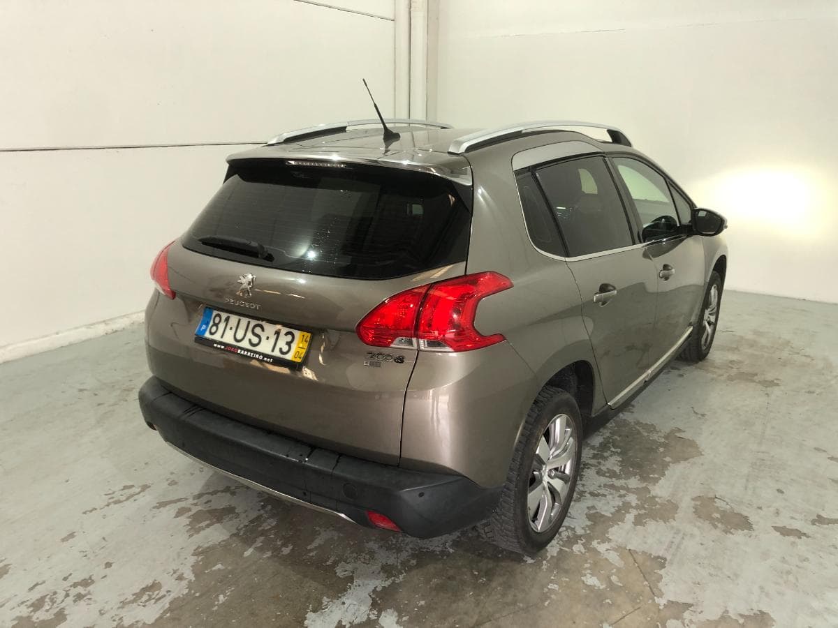 Peugeot 2008 1.6HDI · Ano 2014 — imagem 4