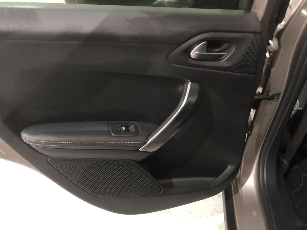 Peugeot 2008 1.6HDI · Ano 2014 — imagem 22