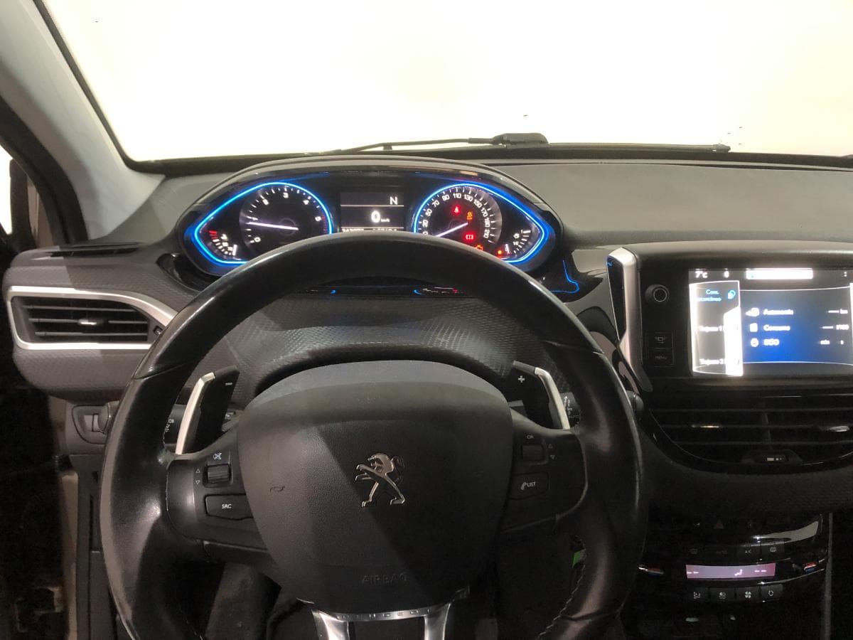 Peugeot 2008 1.6HDI · Ano 2014 — imagem 25