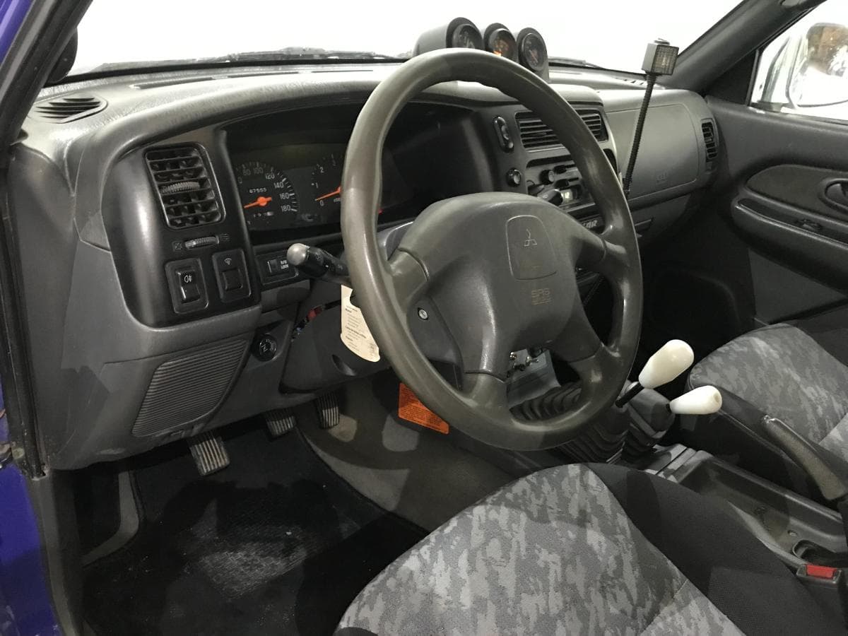 Mitsubishi L200 Pick Up · Ano 1999 — imagen 30
