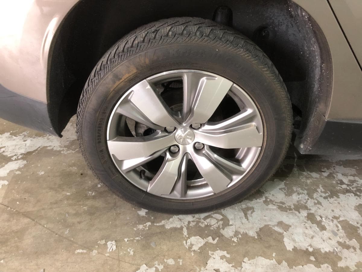 Peugeot 2008 1.6HDI · Ano 2014 — imagem 12