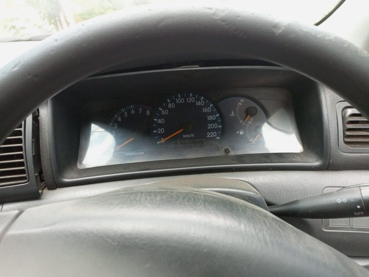 Toyota Corolla · — image 6