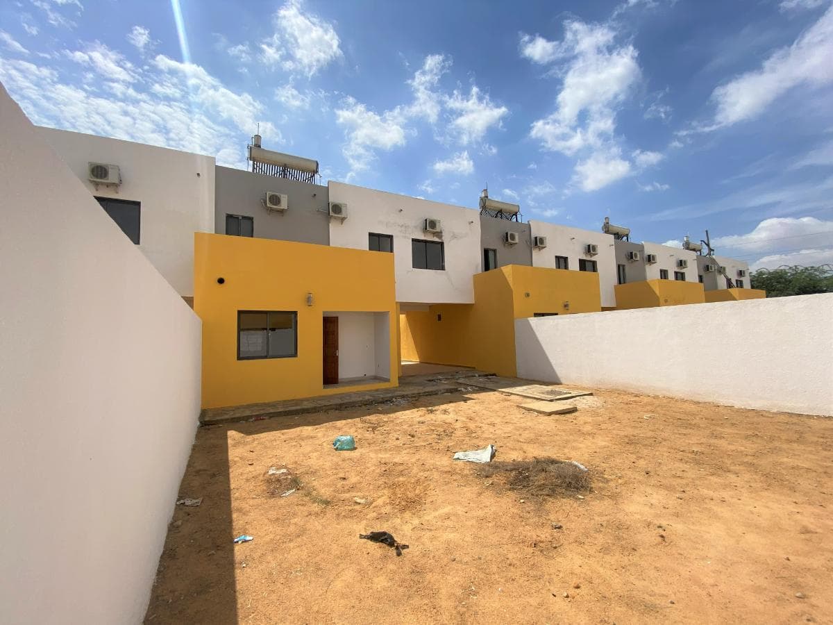 LOTE ÚNICO - 15 MORADIAS – VIANA, LUANDA · Viana — imagen 8