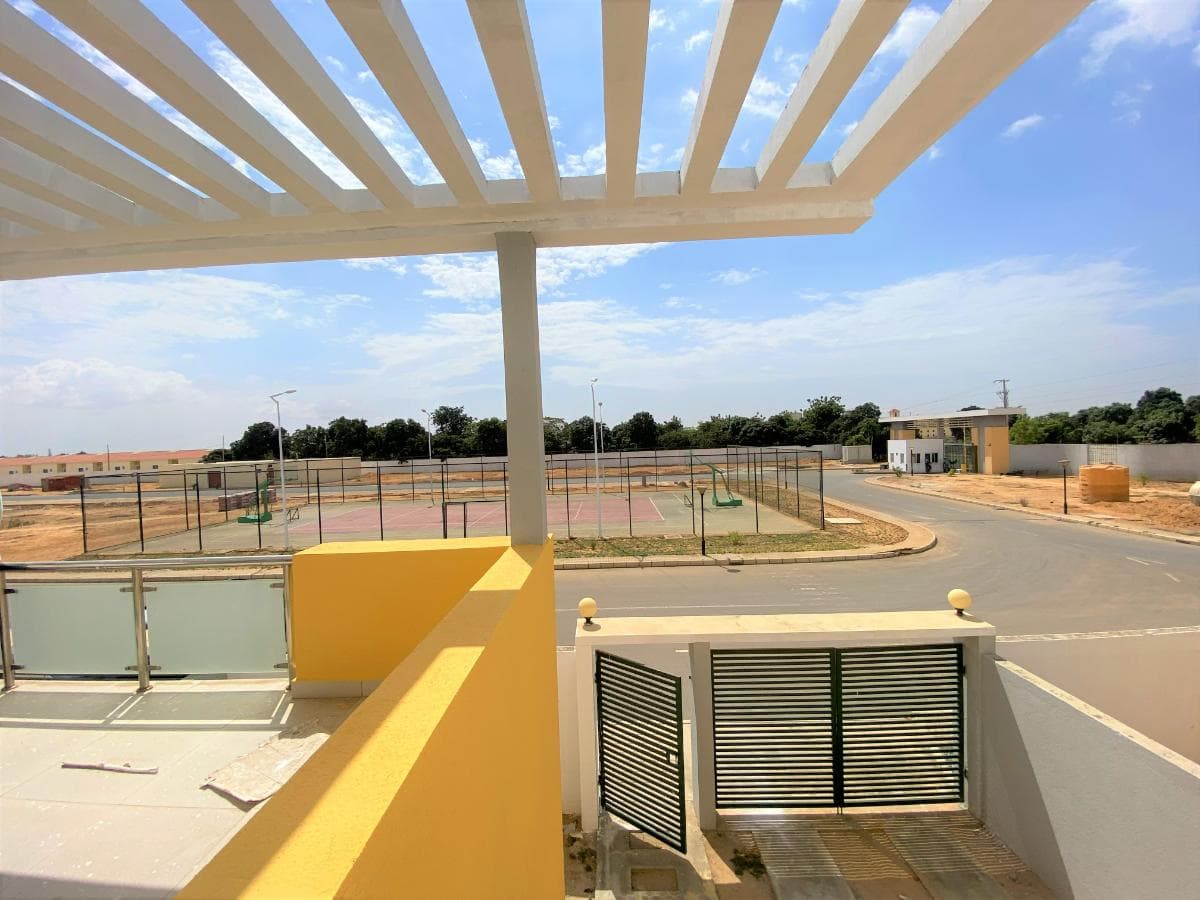 LOTE ÚNICO - 15 MORADIAS – VIANA, LUANDA · Viana — imagen 2
