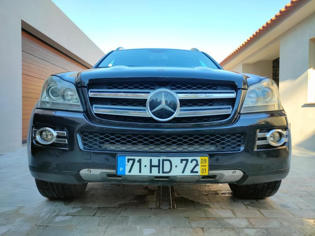 Mercedes-Benz GL 320 CDI · Ano 2009 — image 2