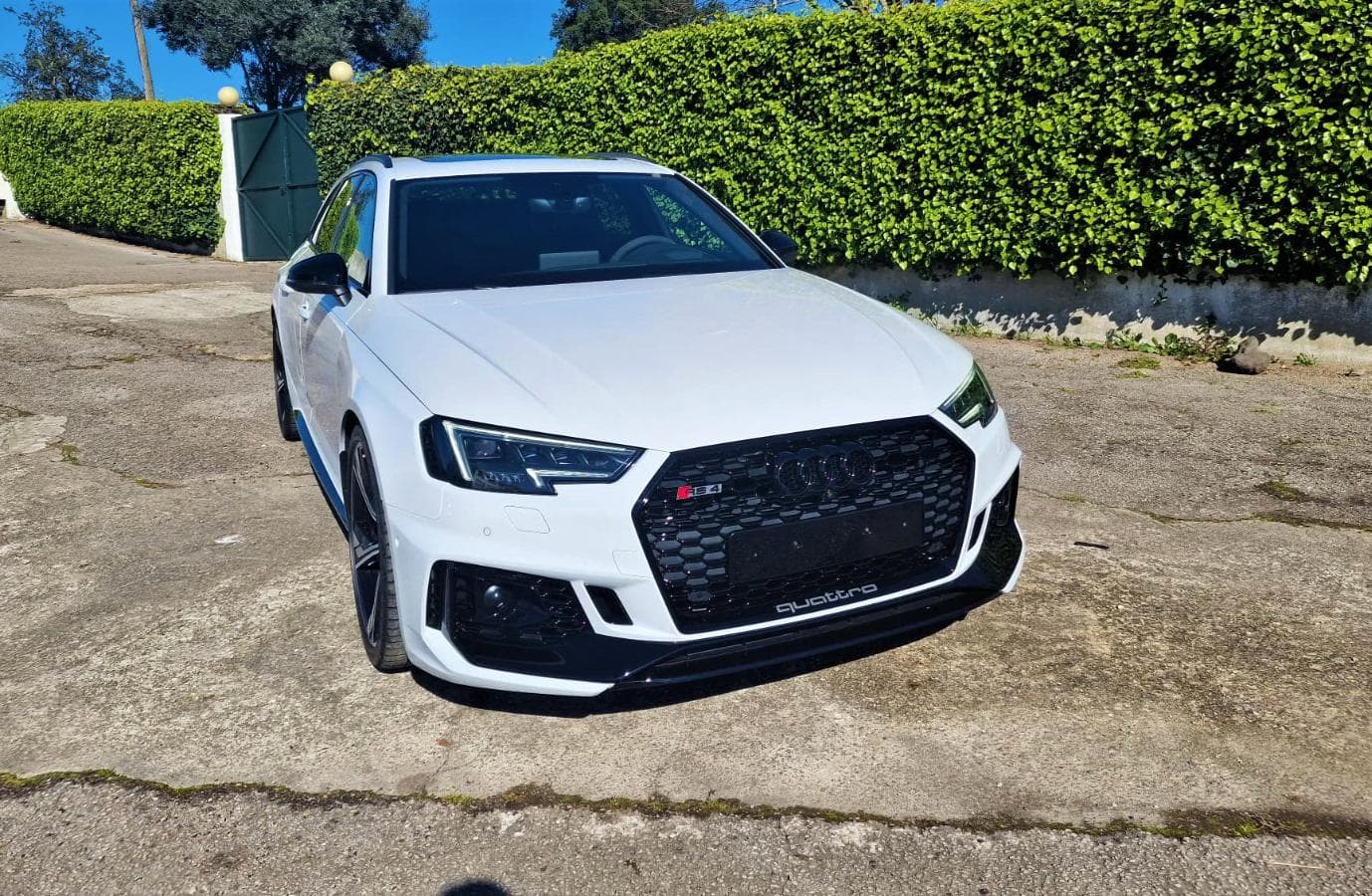 Audi RS4 Avant Quattro triptronic — imagem 3