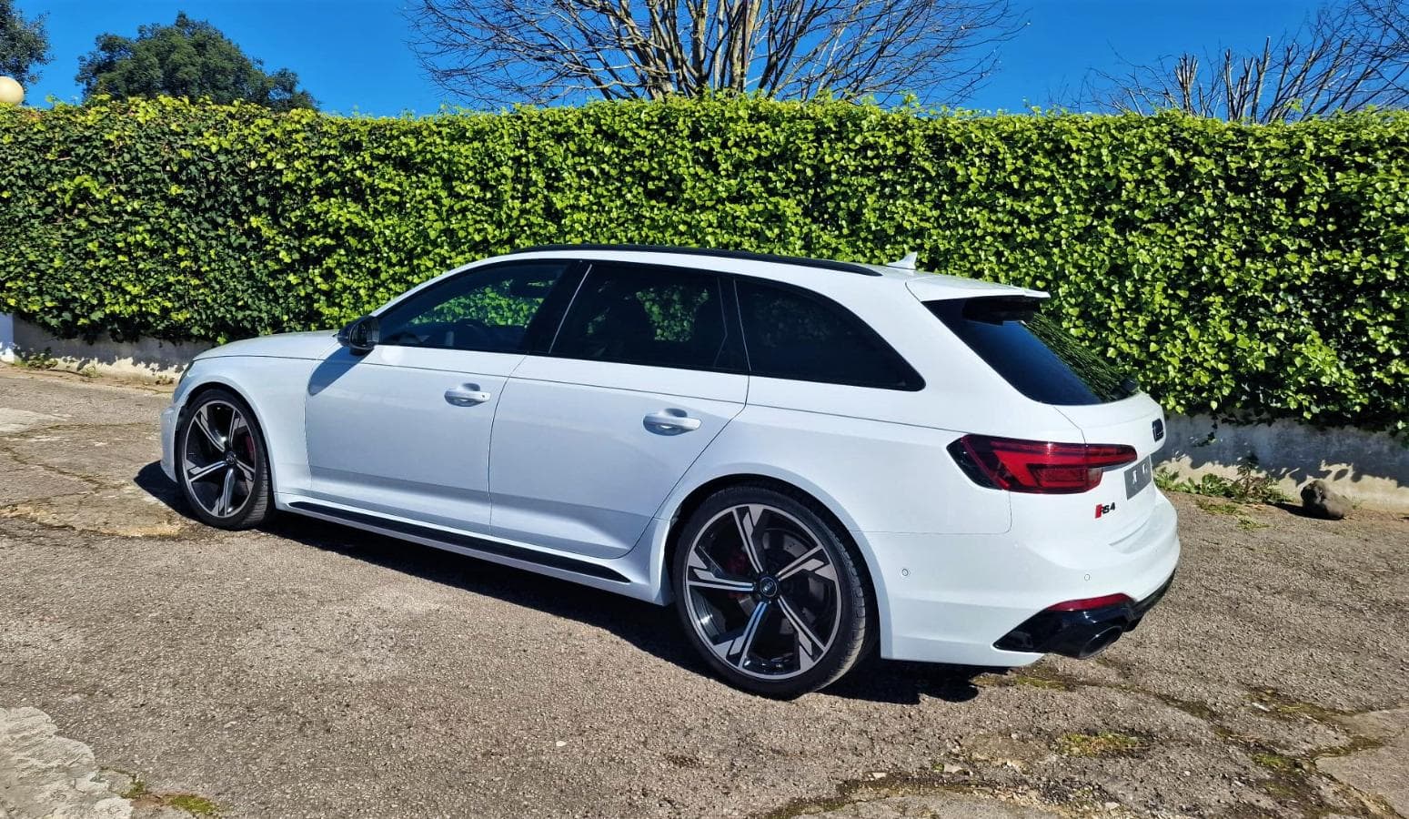 Audi RS4 Avant Quattro triptronic — imagem 2