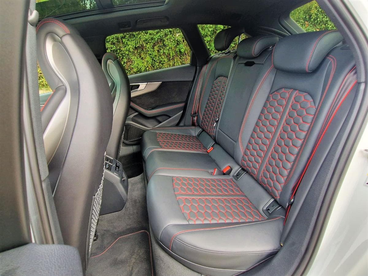 Audi RS4 Avant Quattro triptronic — imagem 17