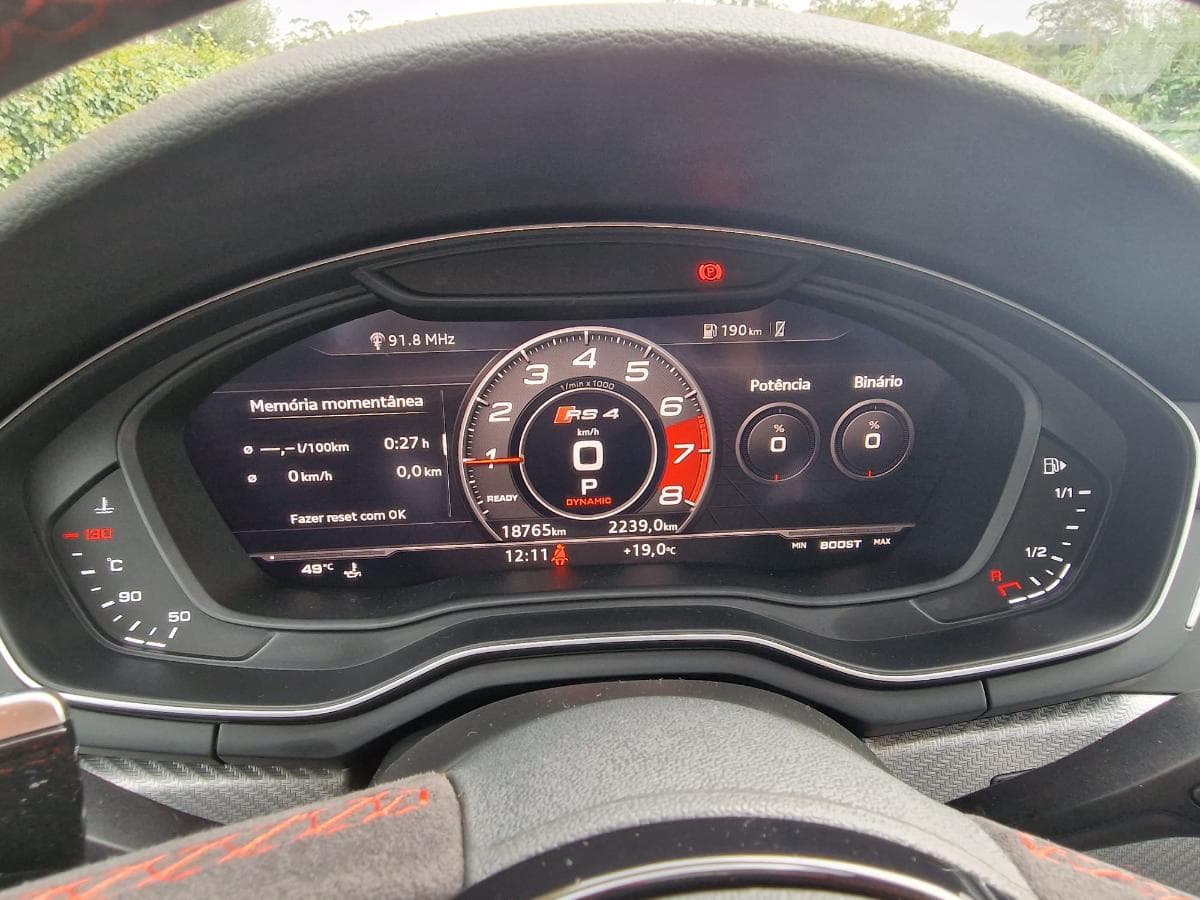 Audi RS4 Avant Quattro triptronic — imagem 14