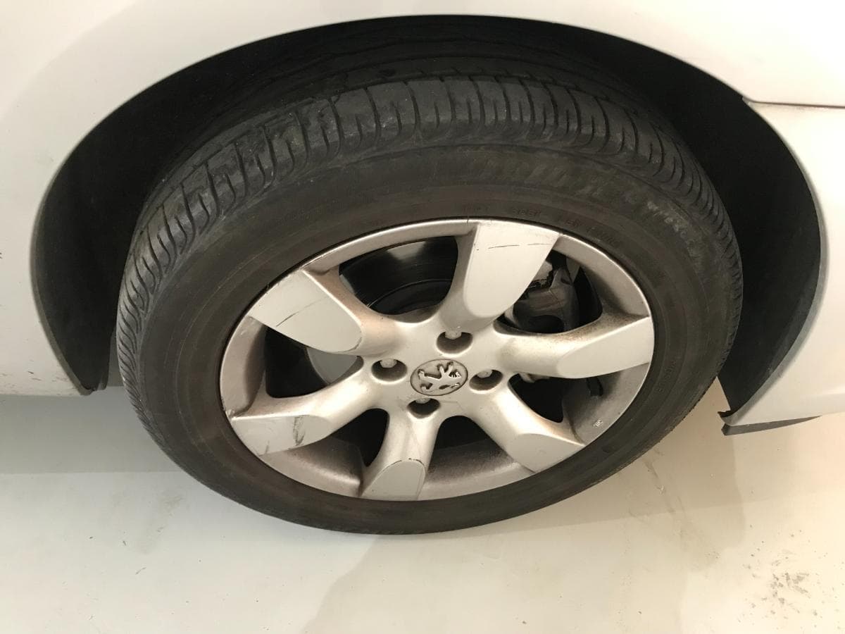 Peugeot 307 SW 1.6 HDI · Ano 2006 — image 16