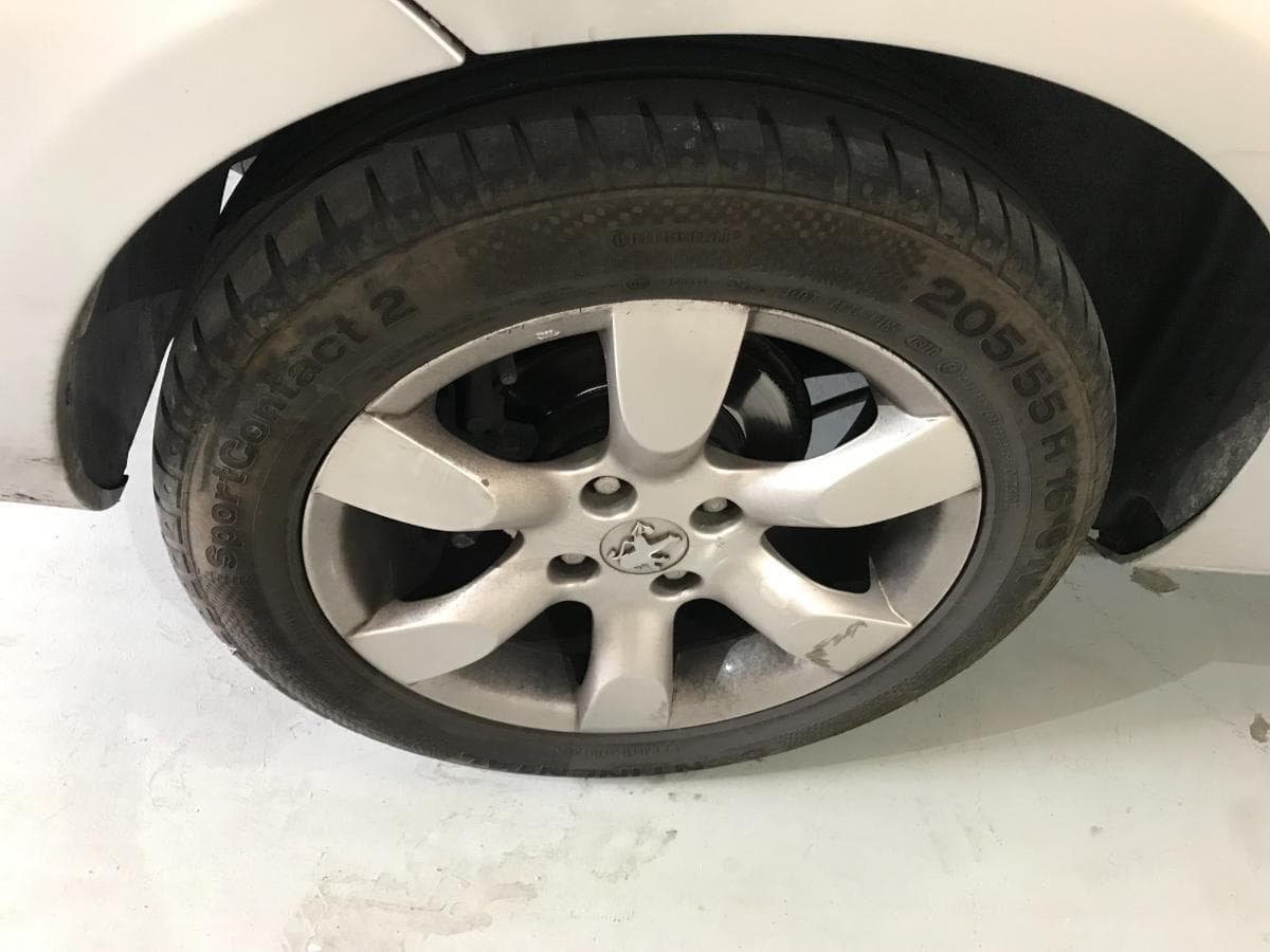 Peugeot 307 SW 1.6 HDI · Ano 2006 — image 18