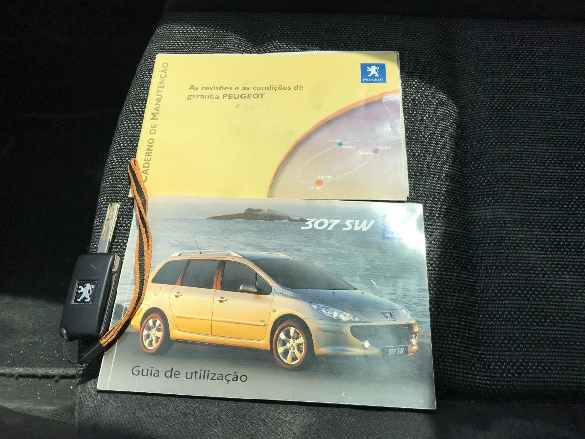 Peugeot 307 SW 1.6 HDI · Ano 2006 — image 39