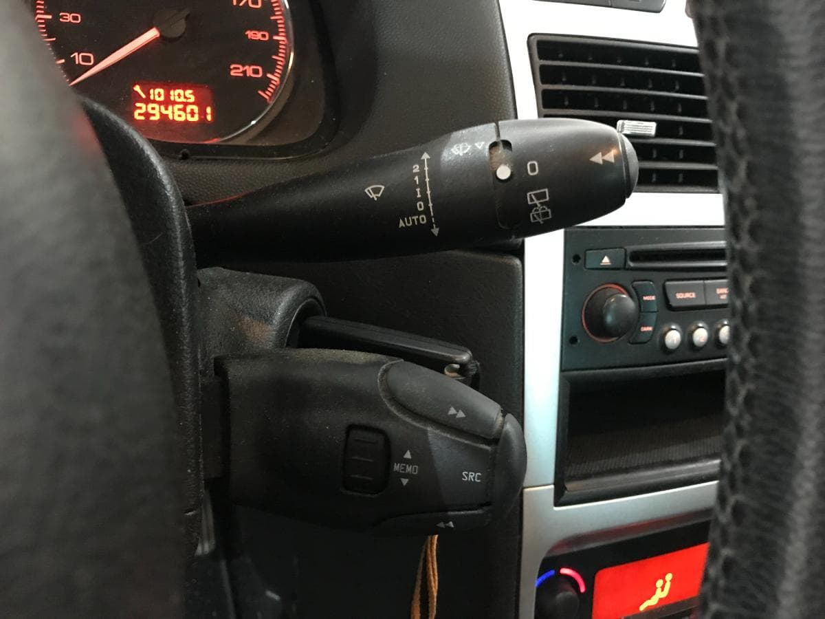 Peugeot 307 SW 1.6 HDI · Ano 2006 — image 33