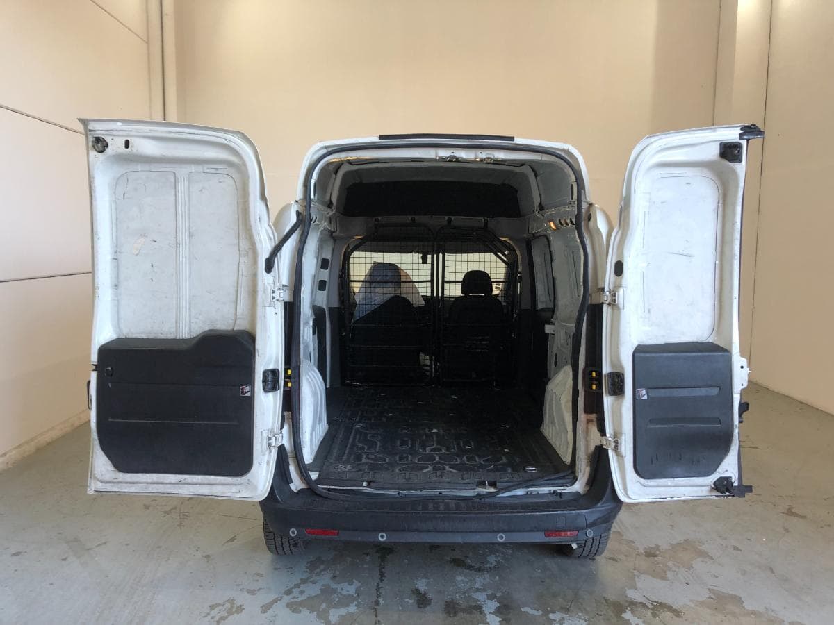 Opel Combo Van · Ano 2017 — imagem 9
