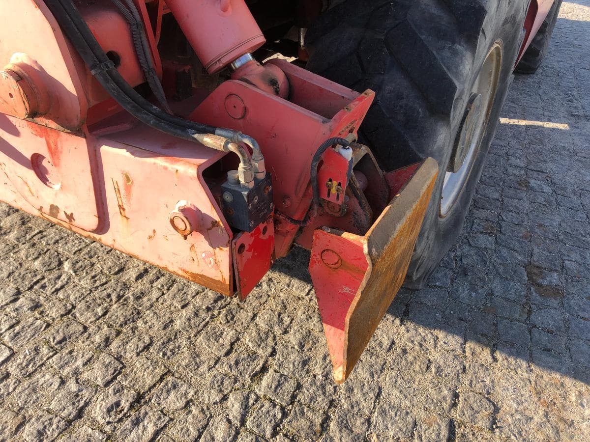 Empilhador Telescópico Manitou MRT 2150 — imagem 9