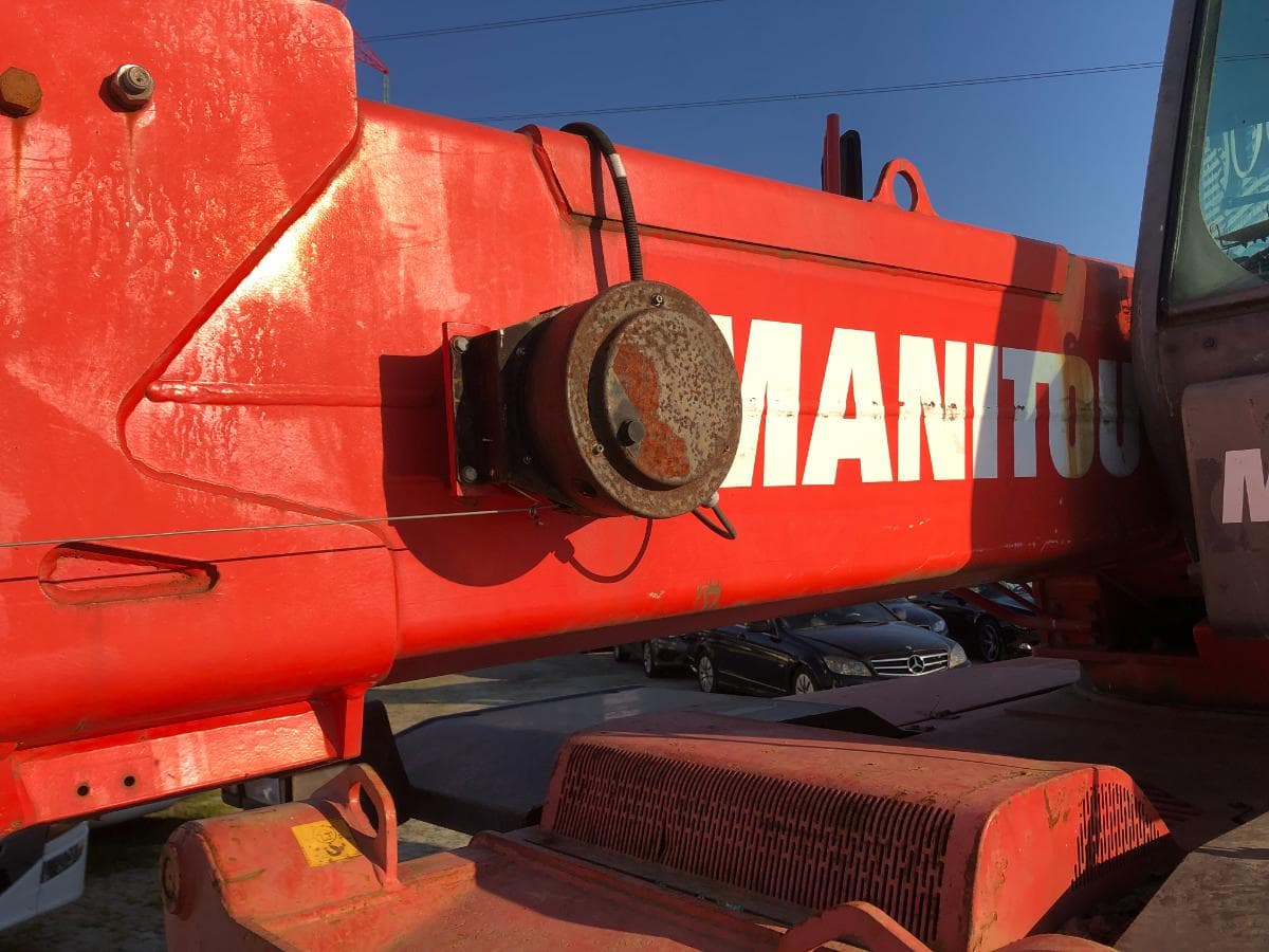Empilhador Telescópico Manitou MRT 2150 — imagem 23
