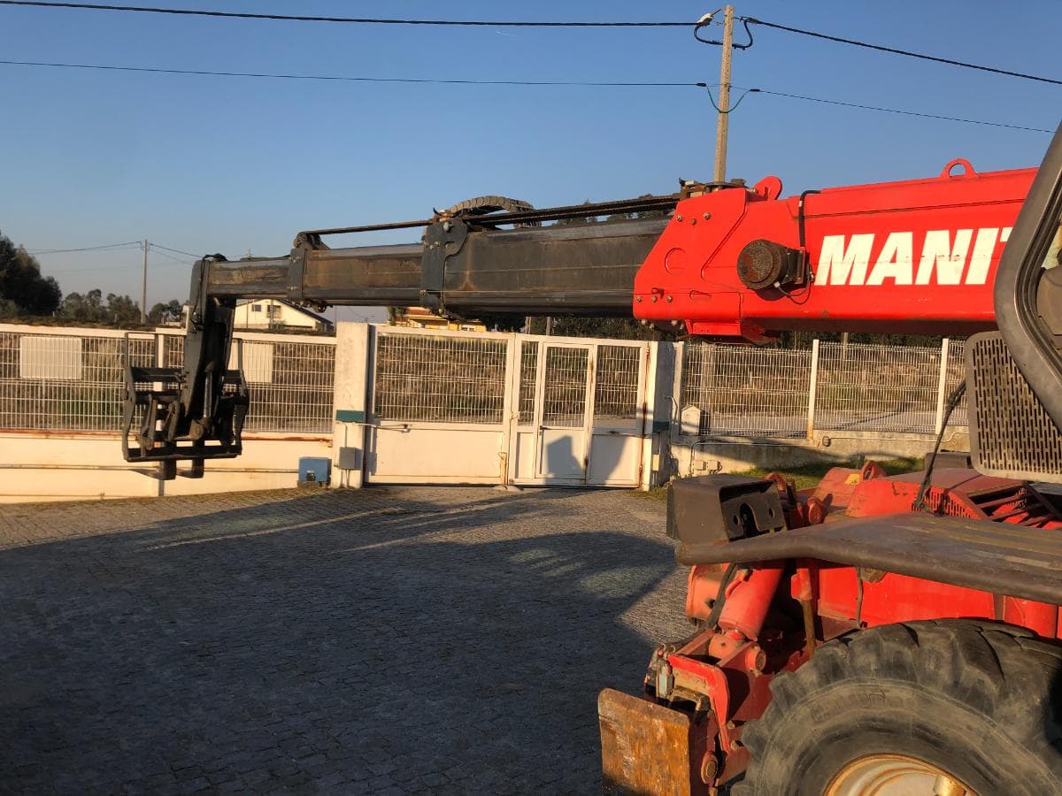Empilhador Telescópico Manitou MRT 2150 — imagem 47