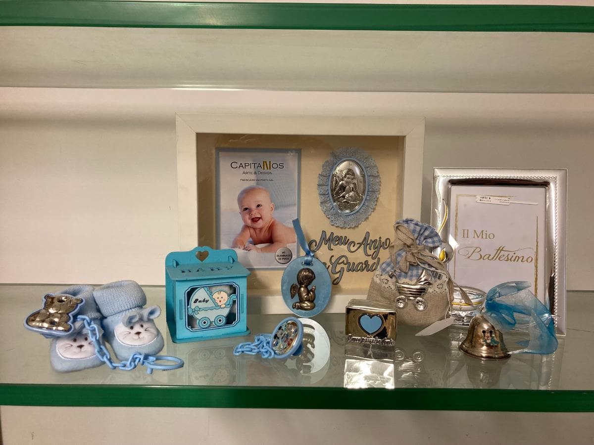 Molduras de Bebé + Medalha de Berço + Caixa para dente + Porta-chupetas + Sapatinhos de Bebé + Sino e saquinho de bebé + Caixa Azul — imagen 12