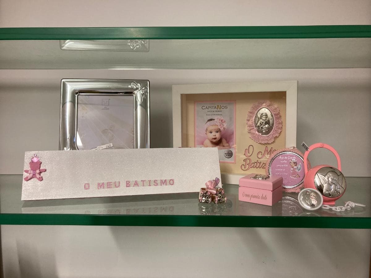 Molduras de Bebé + Medalha de Berço + Caixa para dente + Porta-chupetas + Sapatinhos de Bebé + Caixa de batismo sem vela — image 8