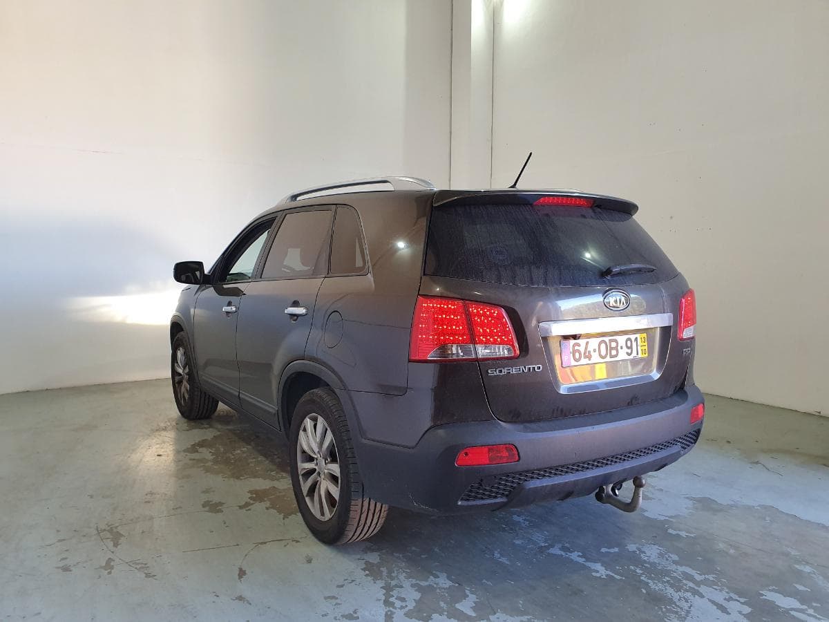 Kia Sorento 2.2 CRDI · Ano 2013 — image 9