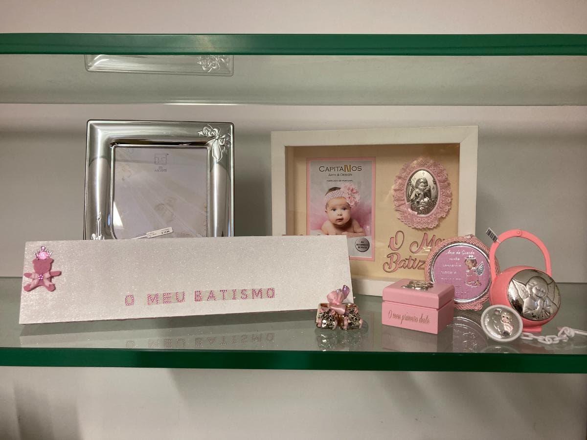 Molduras de Bebé + Medalha de Berço + Caixa para dente + Porta-chupetas + Sapatinhos de Bebé + Caixa de batismo sem vela — image 12