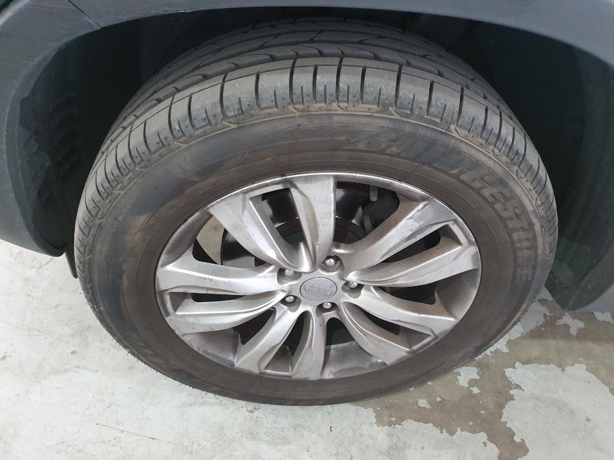 Kia Sorento 2.2 CRDI · Ano 2013 — image 15