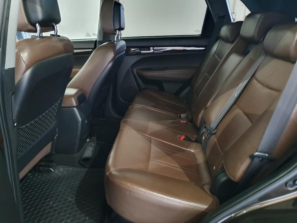 Kia Sorento 2.2 CRDI · Ano 2013 — image 24