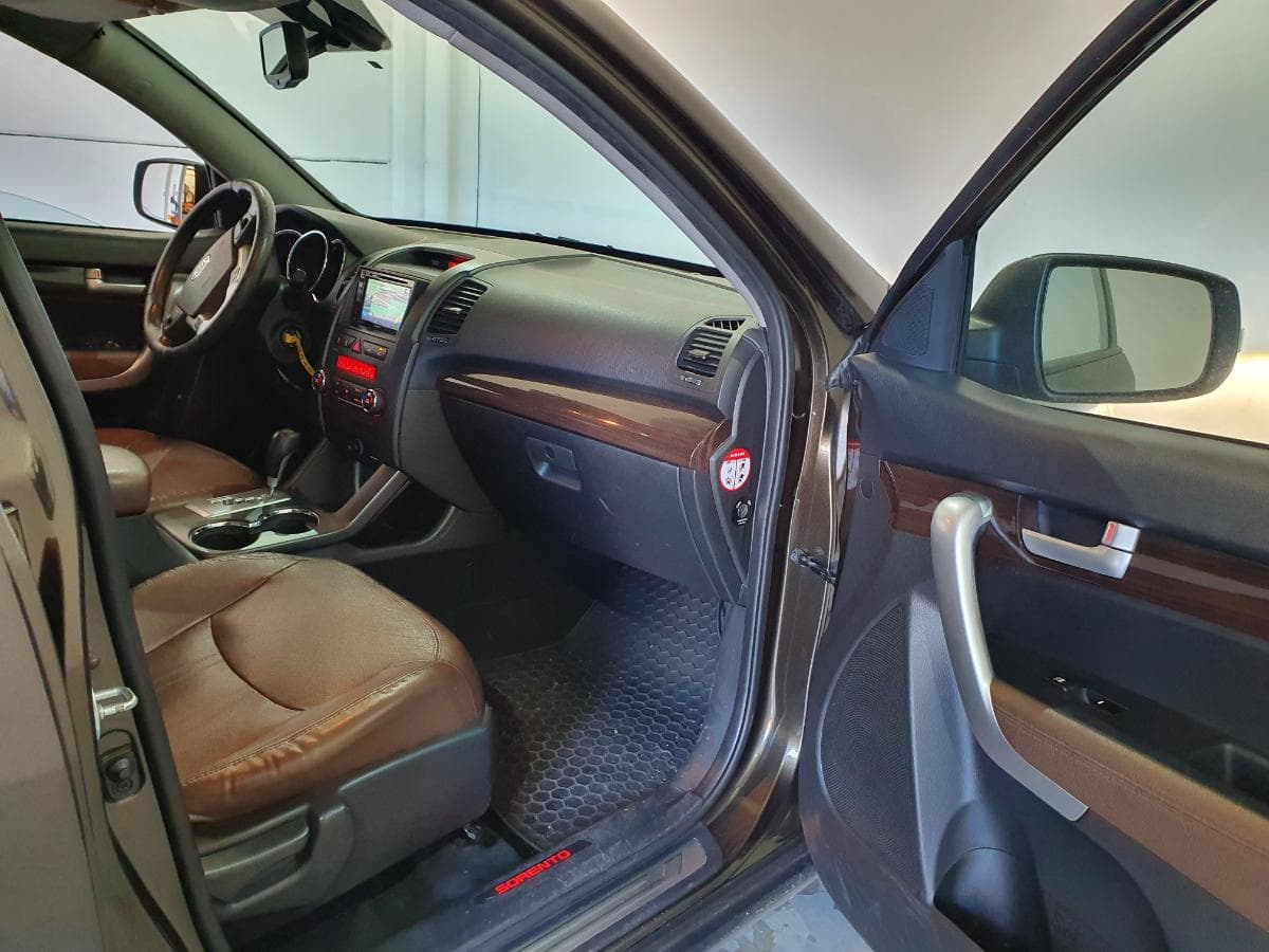 Kia Sorento 2.2 CRDI · Ano 2013 — image 35