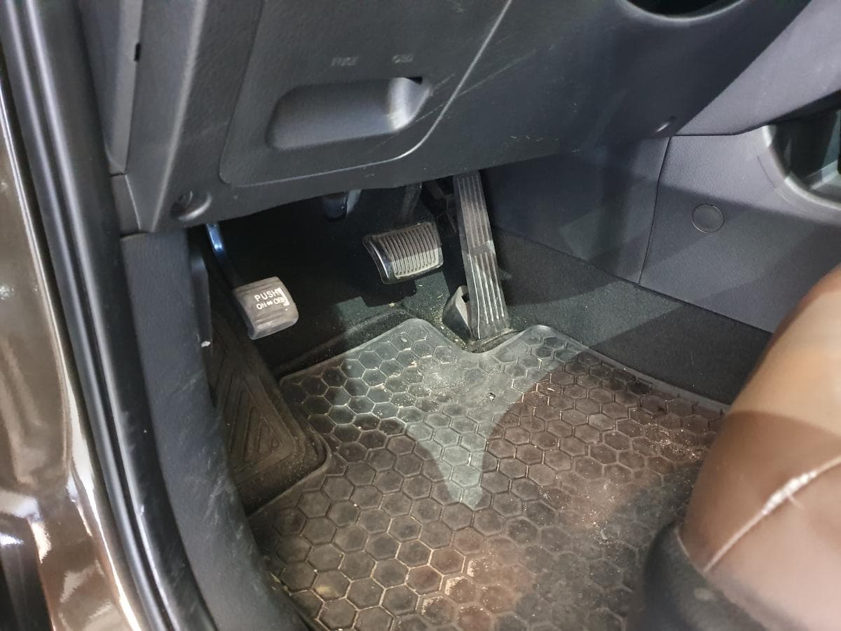 Kia Sorento 2.2 CRDI · Ano 2013 — image 42