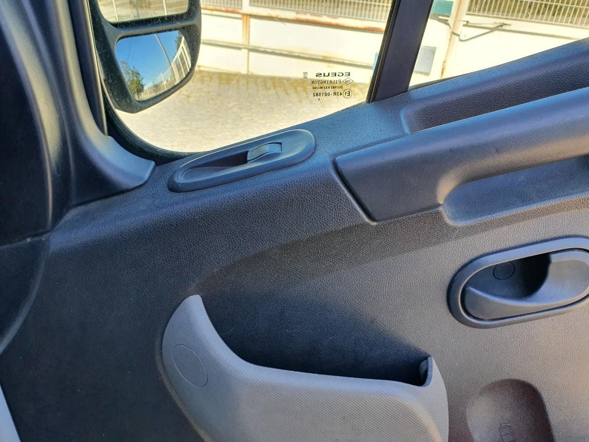 Opel Movano 2.3 CDTI · Ano 2018 — imagem 24
