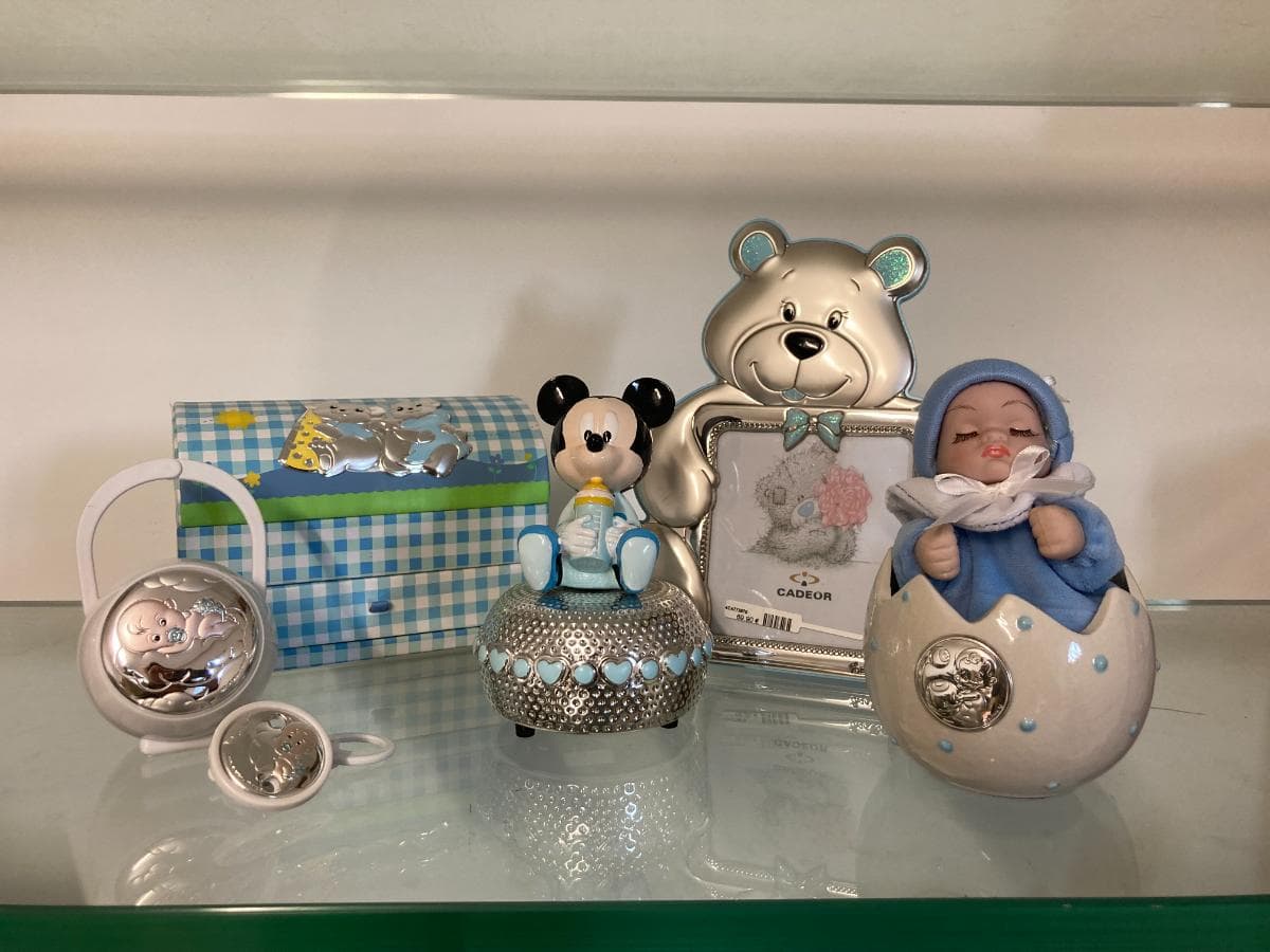 Moldura de Bebé + Porta-chupetas + Caixas de Música + Baú — imagen 4