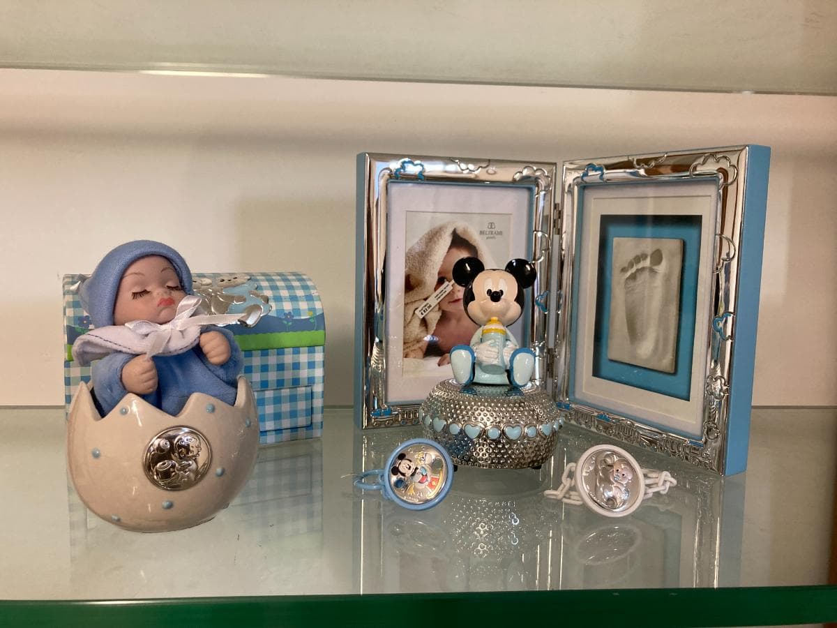 Moldura de Bebé + Porta-chupetas + Caixas de Música + Baú — imagen 6
