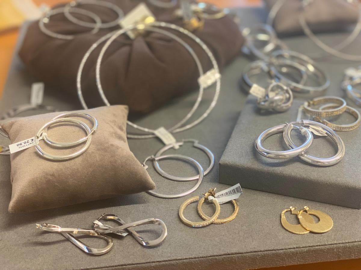 Pendientes de plata y otros materiales