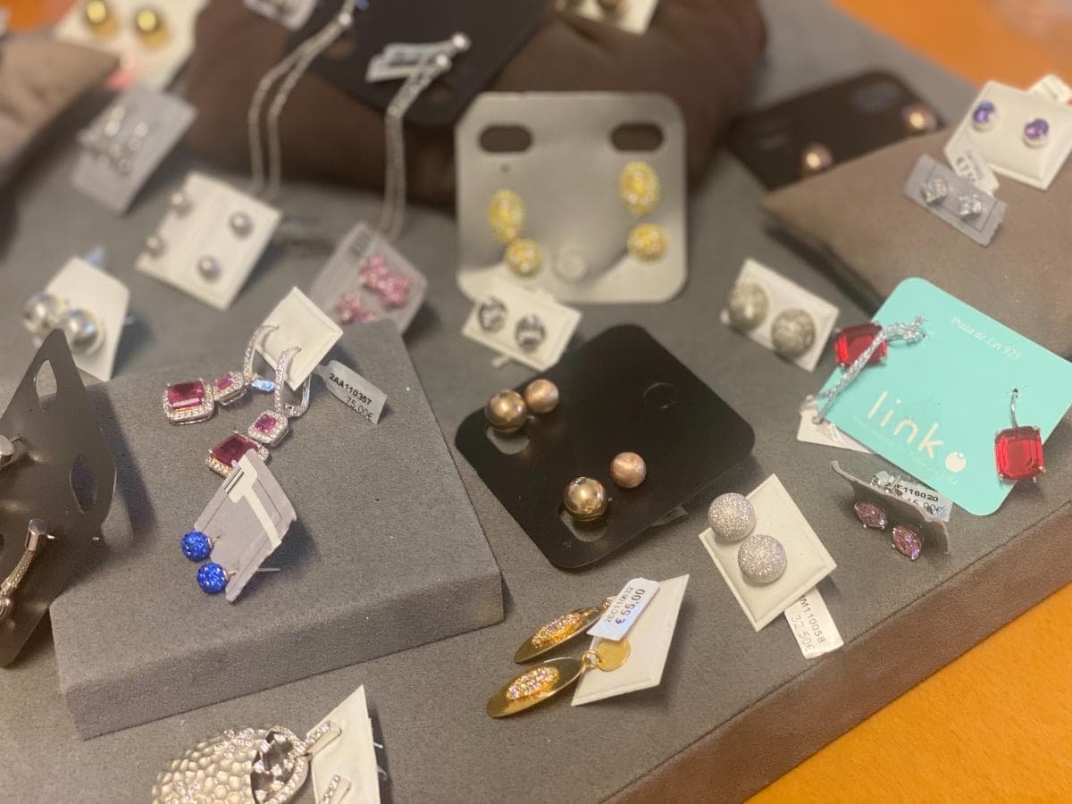 Pendientes de plata y otros materiales — imagen 6