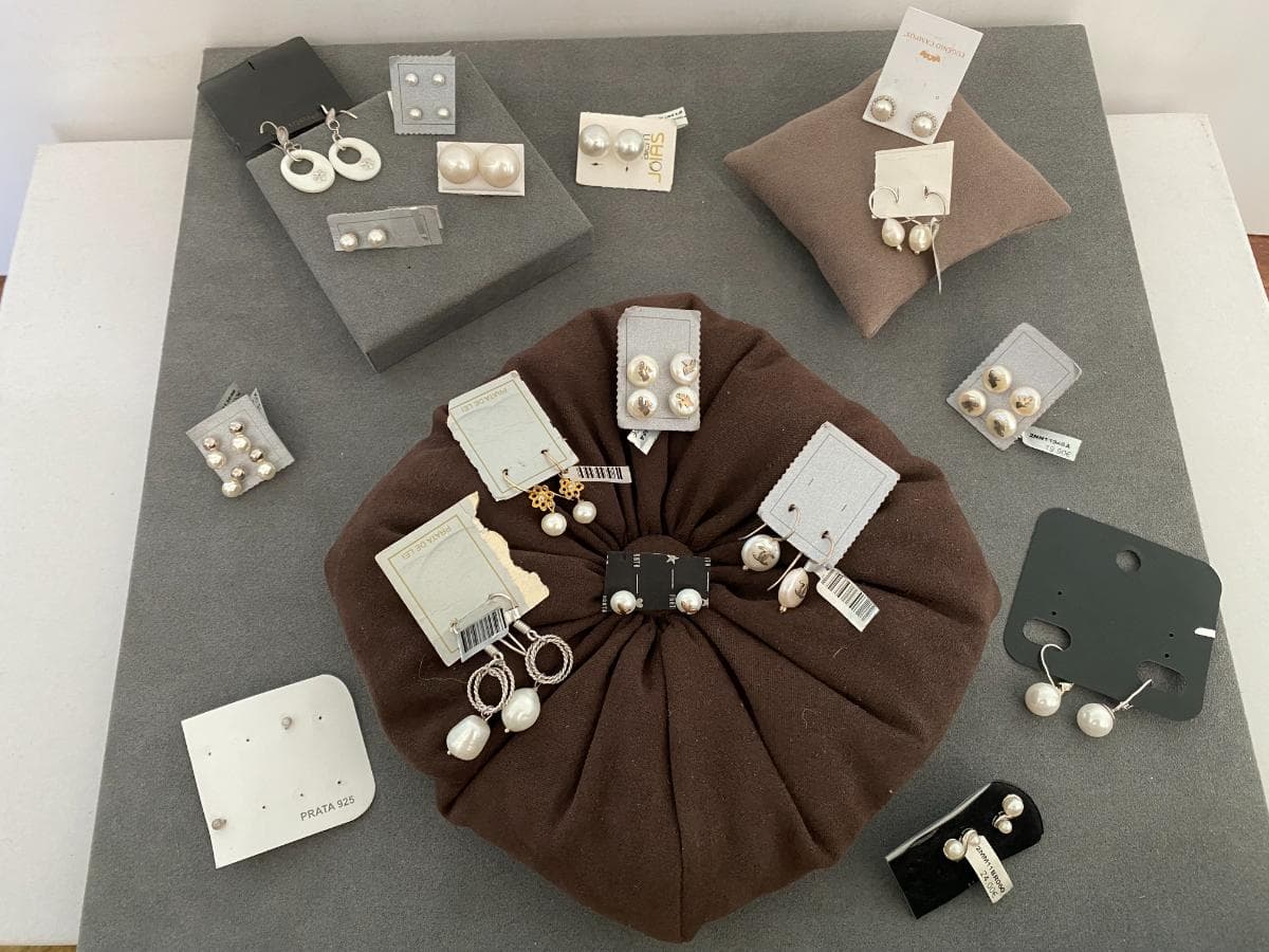 Pendientes de plata y otros materiales