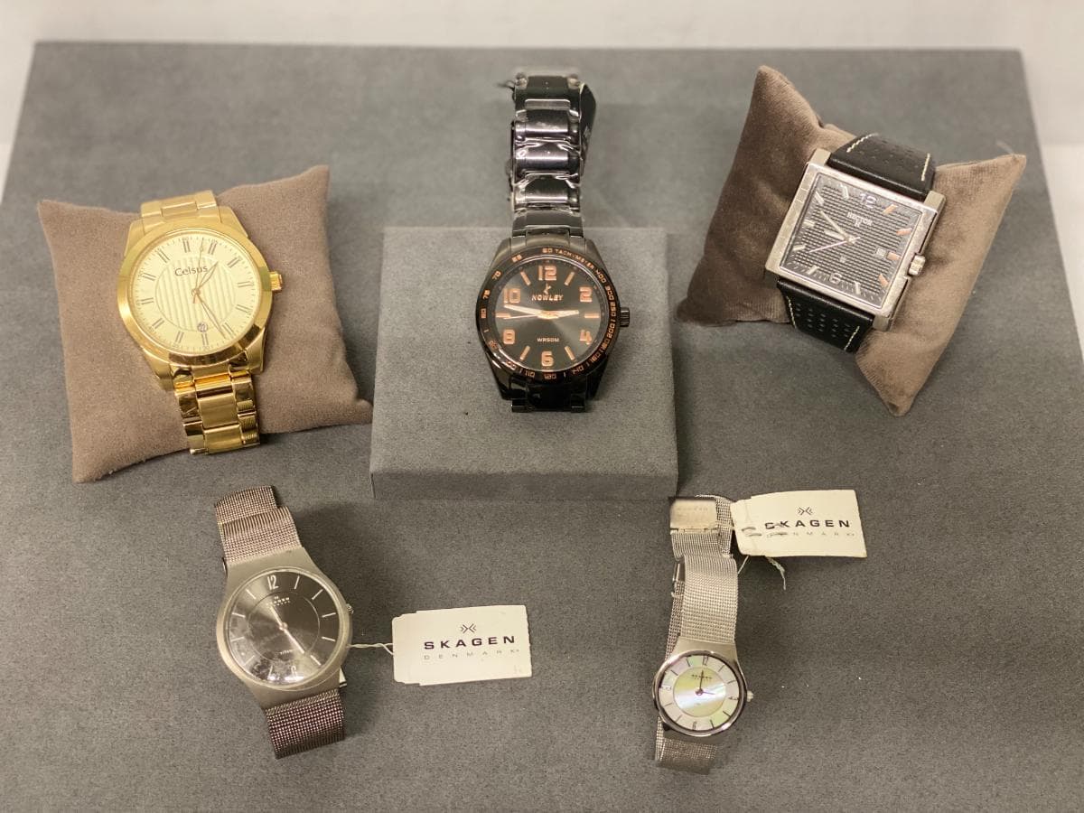 Montres de diverses marques et matériaux — image 3