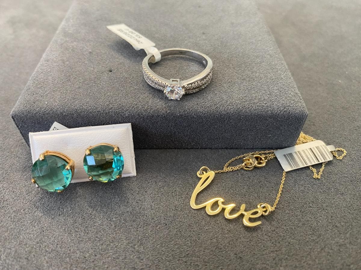 Pare de pendientes + Anillo de plata + Collar de Plata — imagen 3