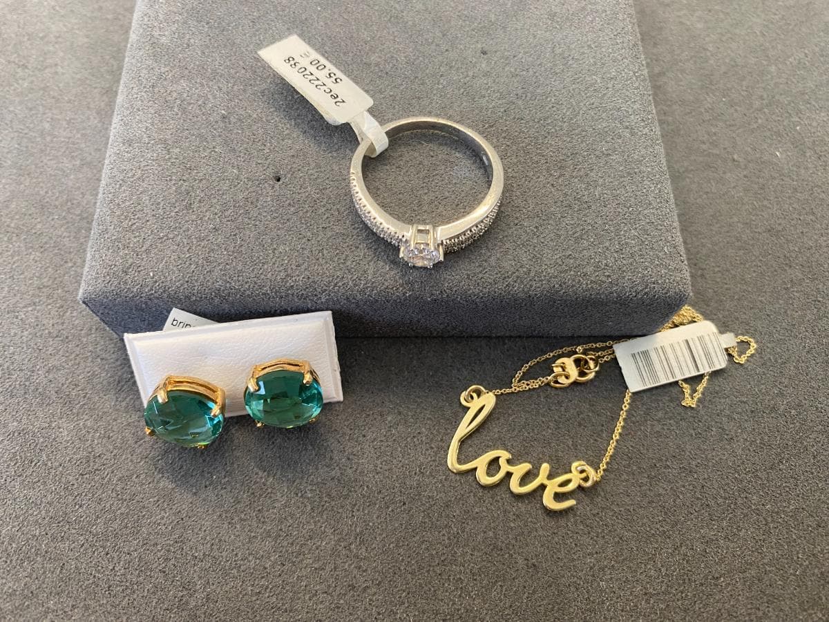 Pare de pendientes + Anillo de plata + Collar de Plata — imagen 9